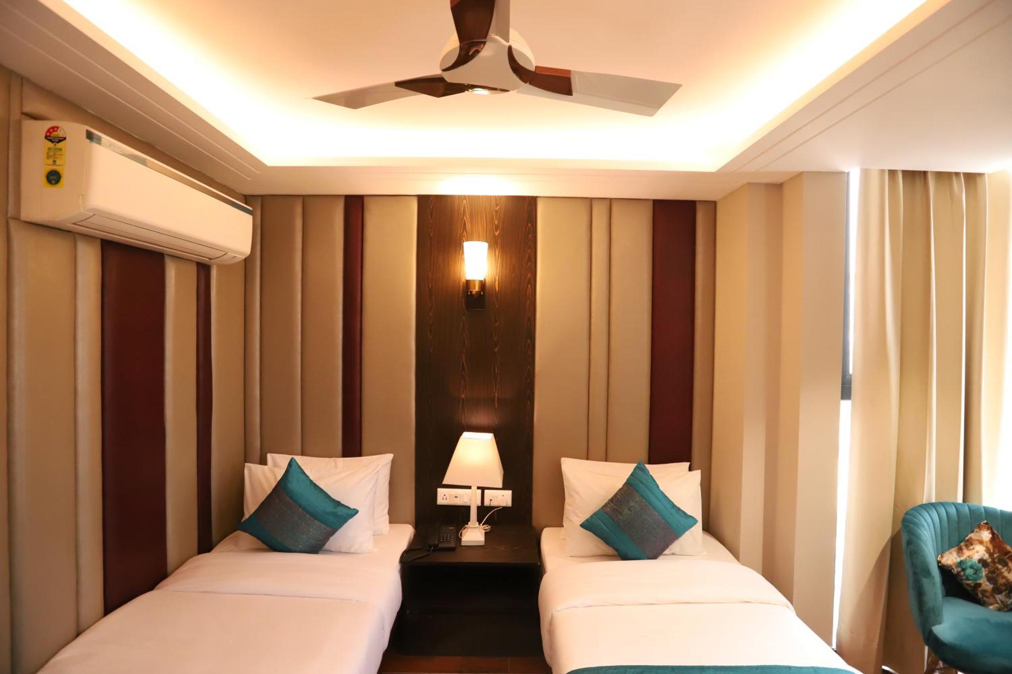 Hotel The Magic Tree - Paharganj Нью-Дели Экстерьер фото
