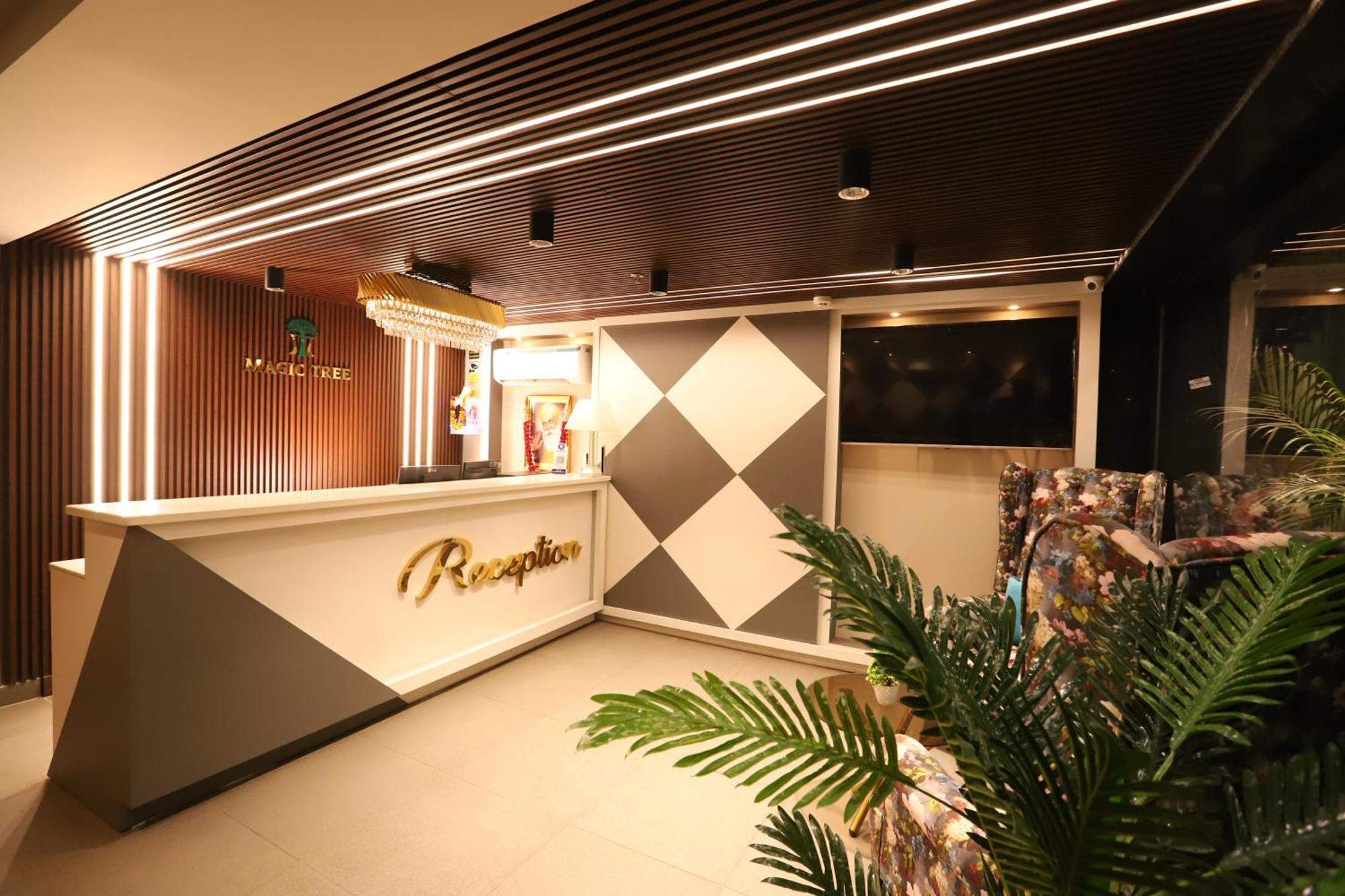 Hotel The Magic Tree - Paharganj Нью-Дели Экстерьер фото