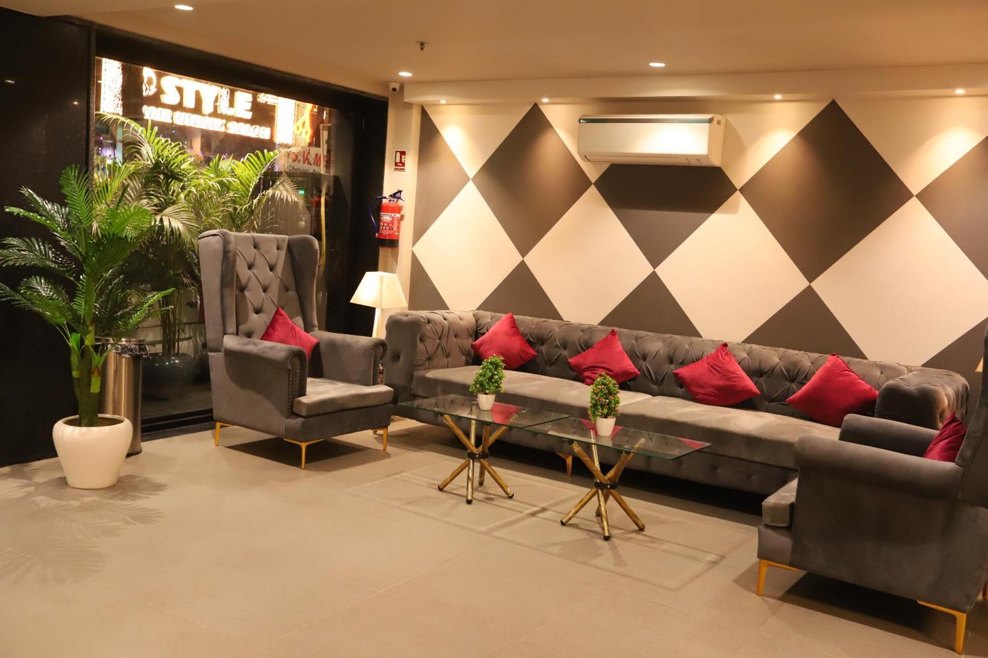 Hotel The Magic Tree - Paharganj Нью-Дели Экстерьер фото